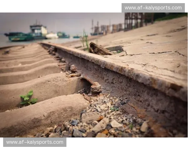 绿茵烽烟再起：斯托克城与罗马的欧战史诗，尘封记忆与未来憧憬